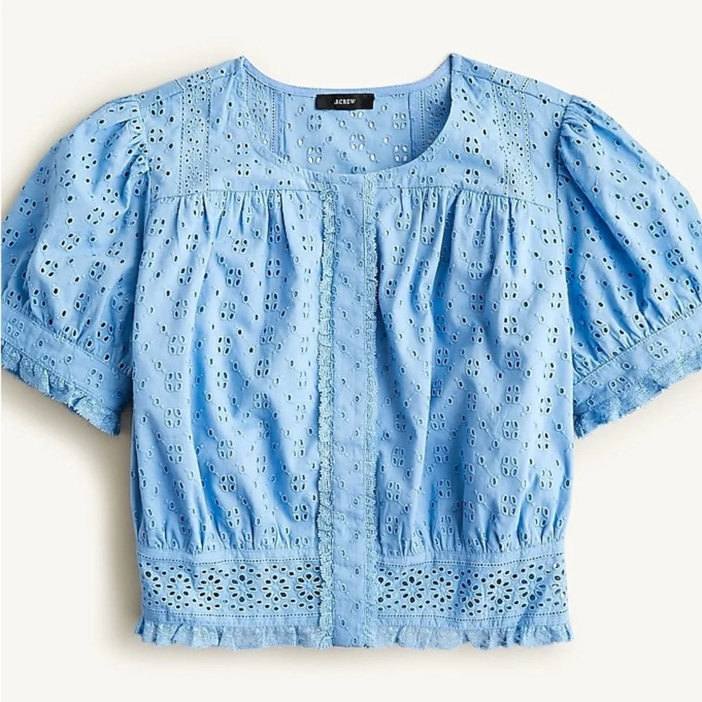 J. Crew Button Front Cropped Eyelet Top Blouse Hydrangea Blue size Medium - Picture 2 of 15